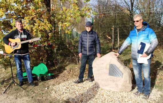 Einweihung Gedenkstein zur Flakstellung Nißma im November 2020